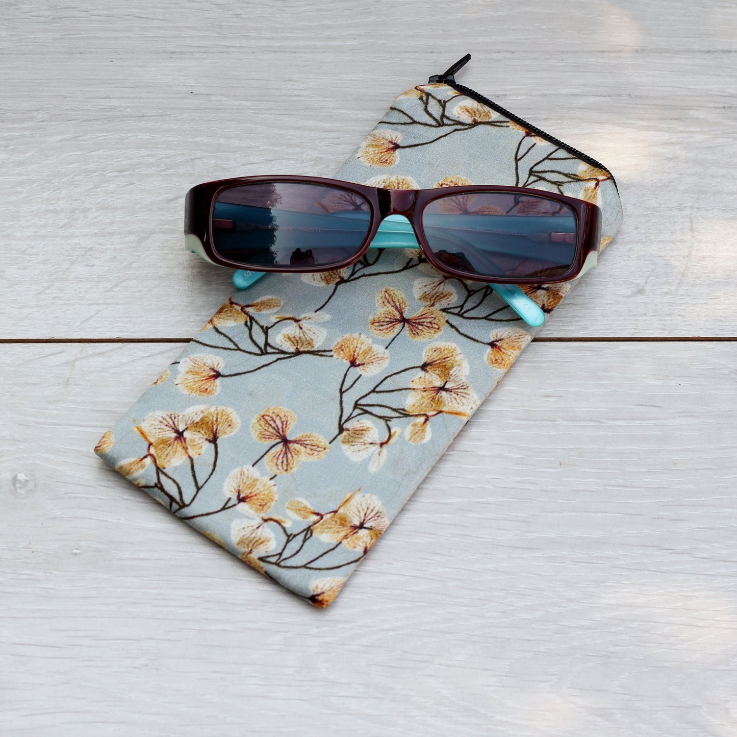 100% Silk Glasses case skeletal leaves