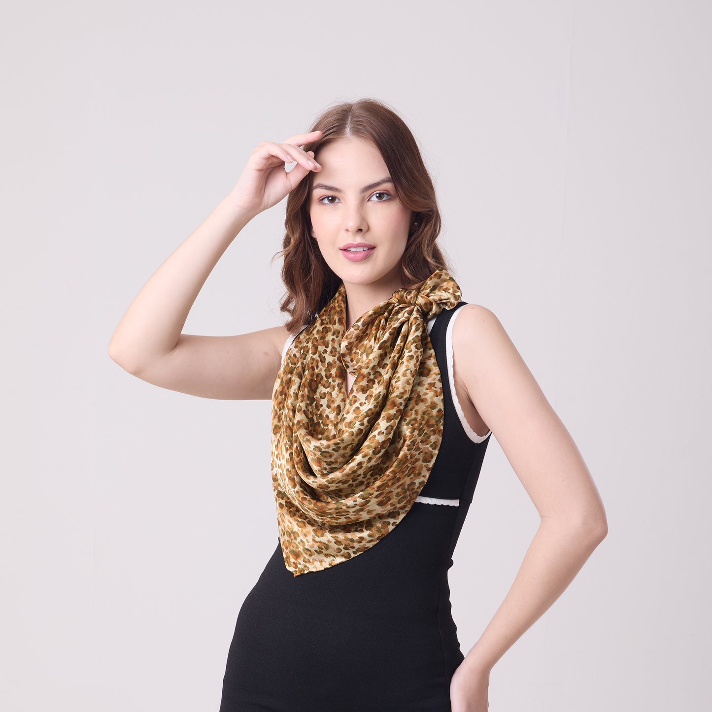LARGE SQUARE SILK SCARF LEOPARD