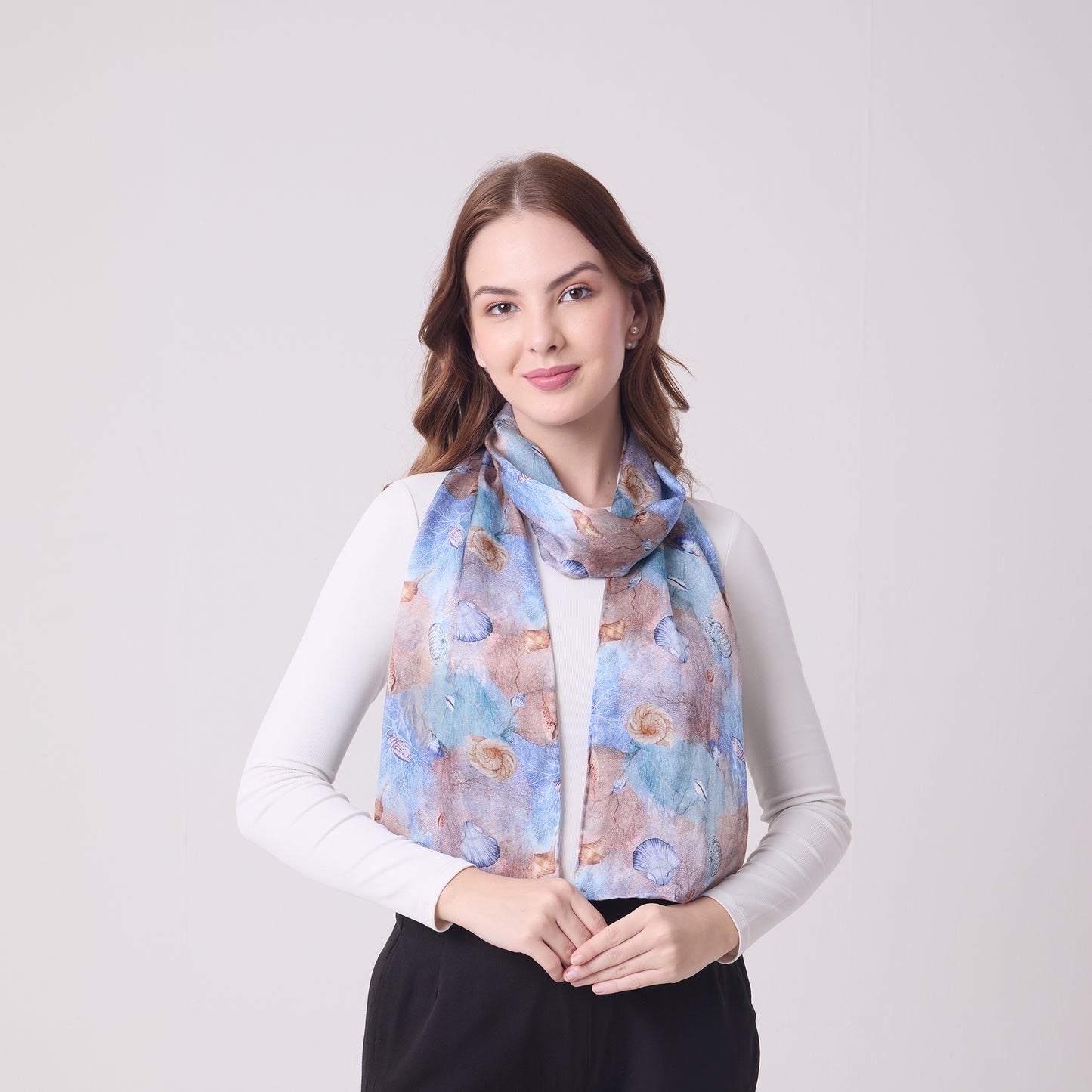LONG HANDROLL HEMMED SCARF CORALS AND SHELLS
