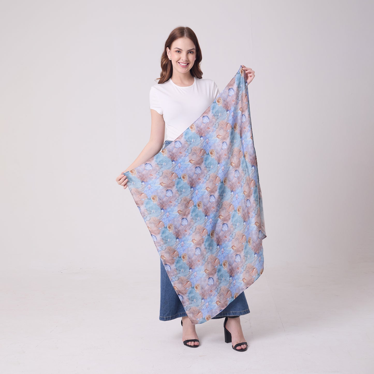 LARGE SQUARE SCARF CORALS AND SHELLS