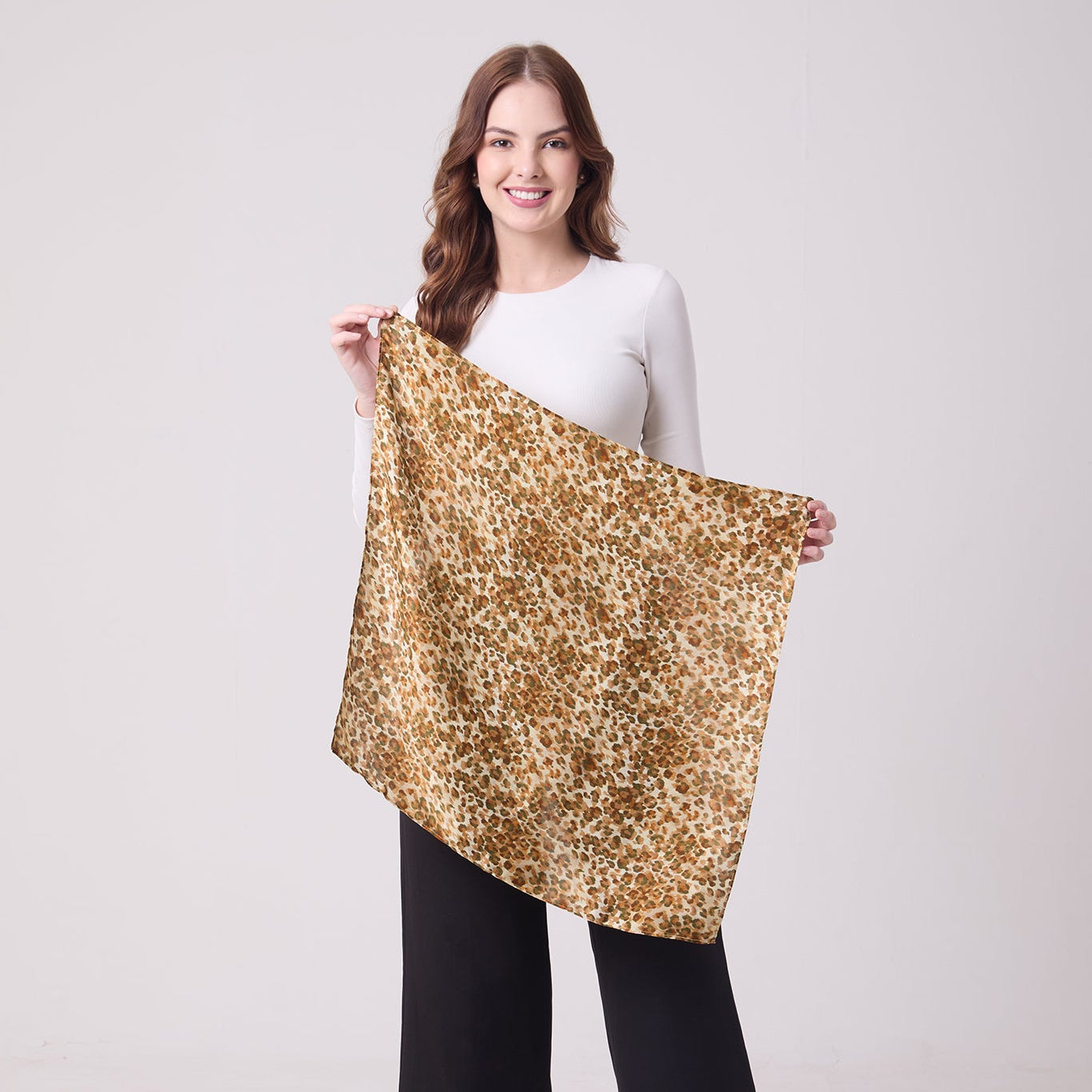 SATIN SILK NECKERCHIEF LEOPARD