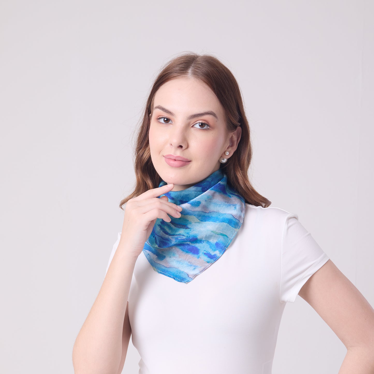 SATIN SILK NECKERCHIEF AQUA
