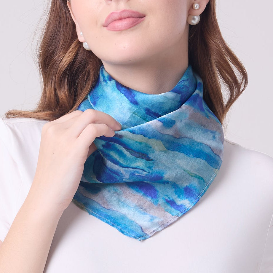 SATIN SILK NECKERCHIEF AQUA