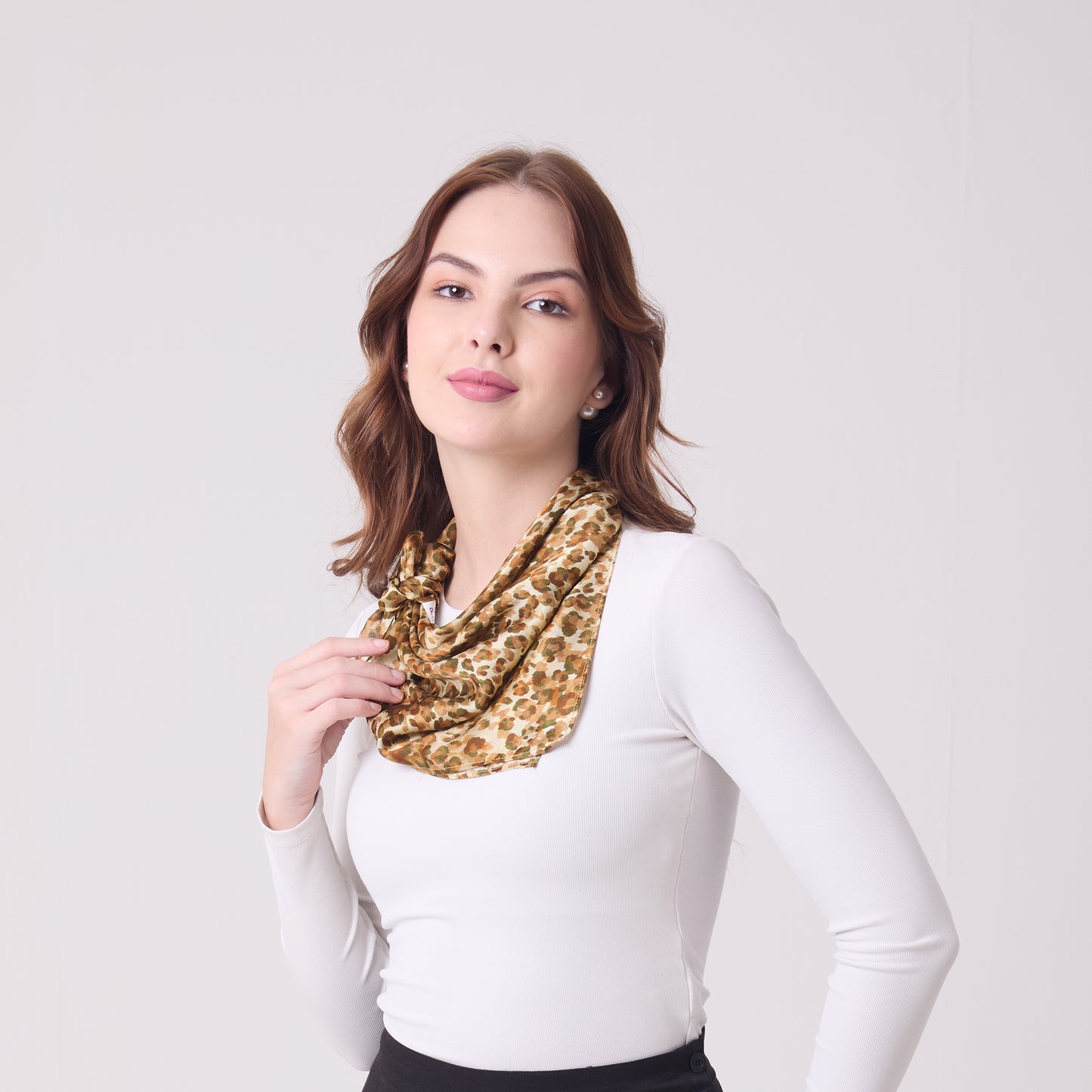 SATIN SILK NECKERCHIEF LEOPARD